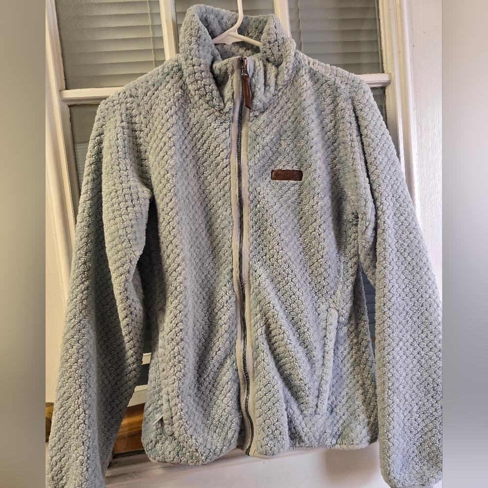 Women's Columbia Sherpa Style zip up jacket size M